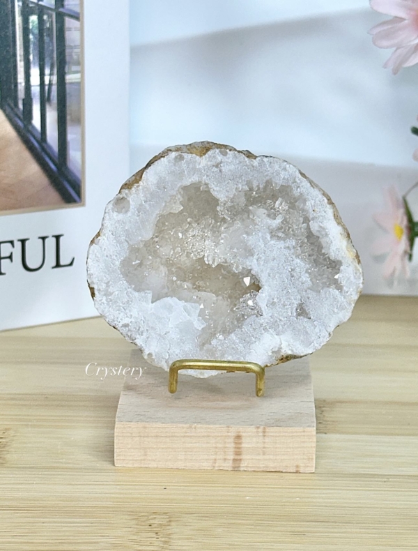 摩洛哥白晶洞H6