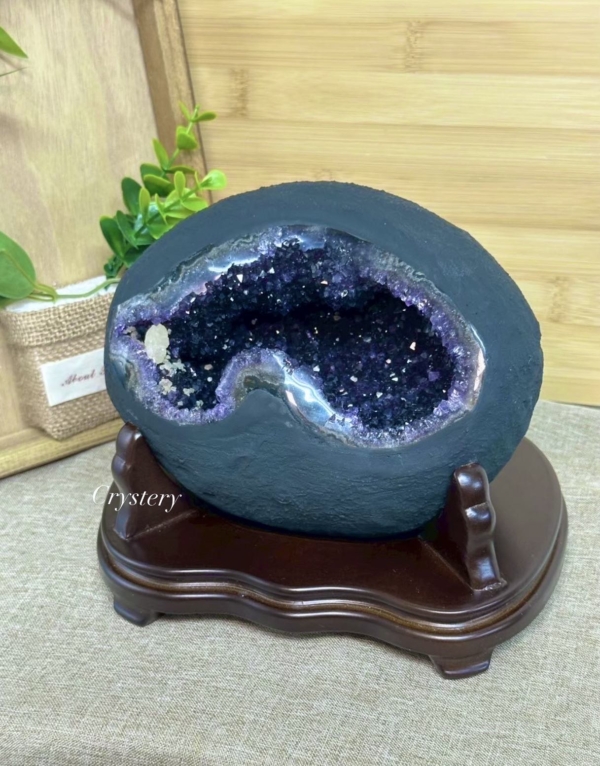 家中必備！聚財納氣-紫水晶洞B款