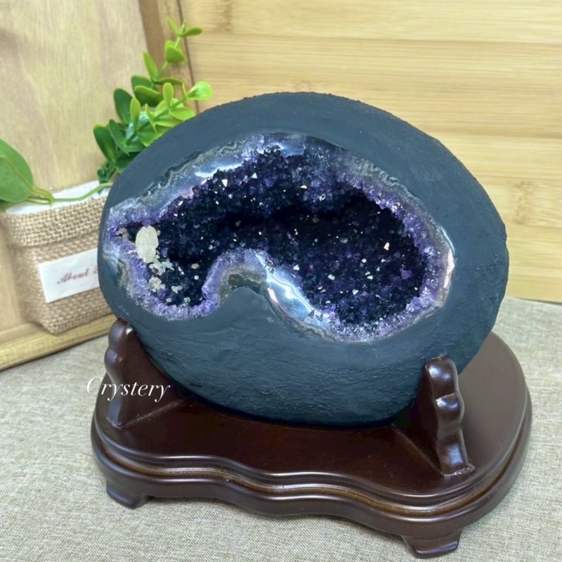 家中必備！聚財納氣-紫水晶洞B款