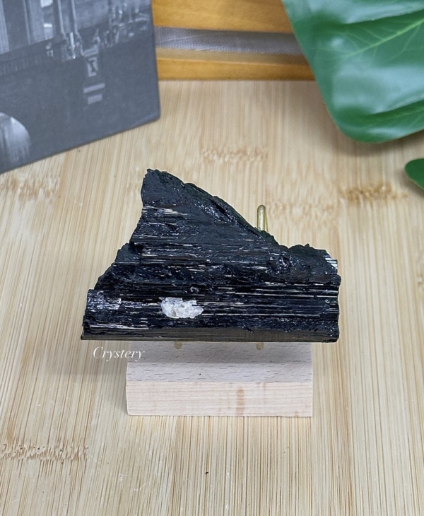 趨吉避凶--黑碧璽原礦編號B8