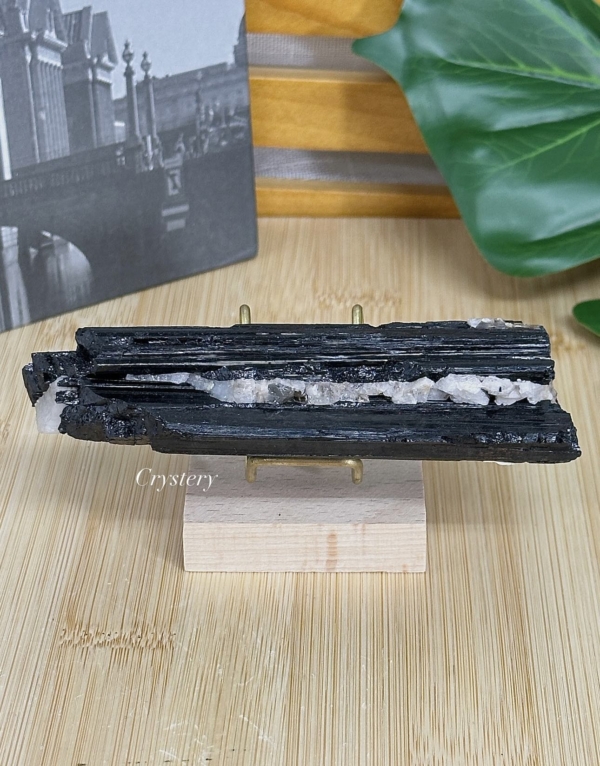 趨吉避凶--黑碧璽原礦編號B3