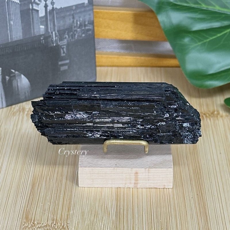 趨吉避凶--黑碧璽原礦編號B5