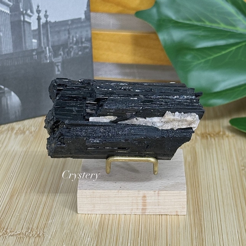 趨吉避凶--黑碧璽原礦編號B2