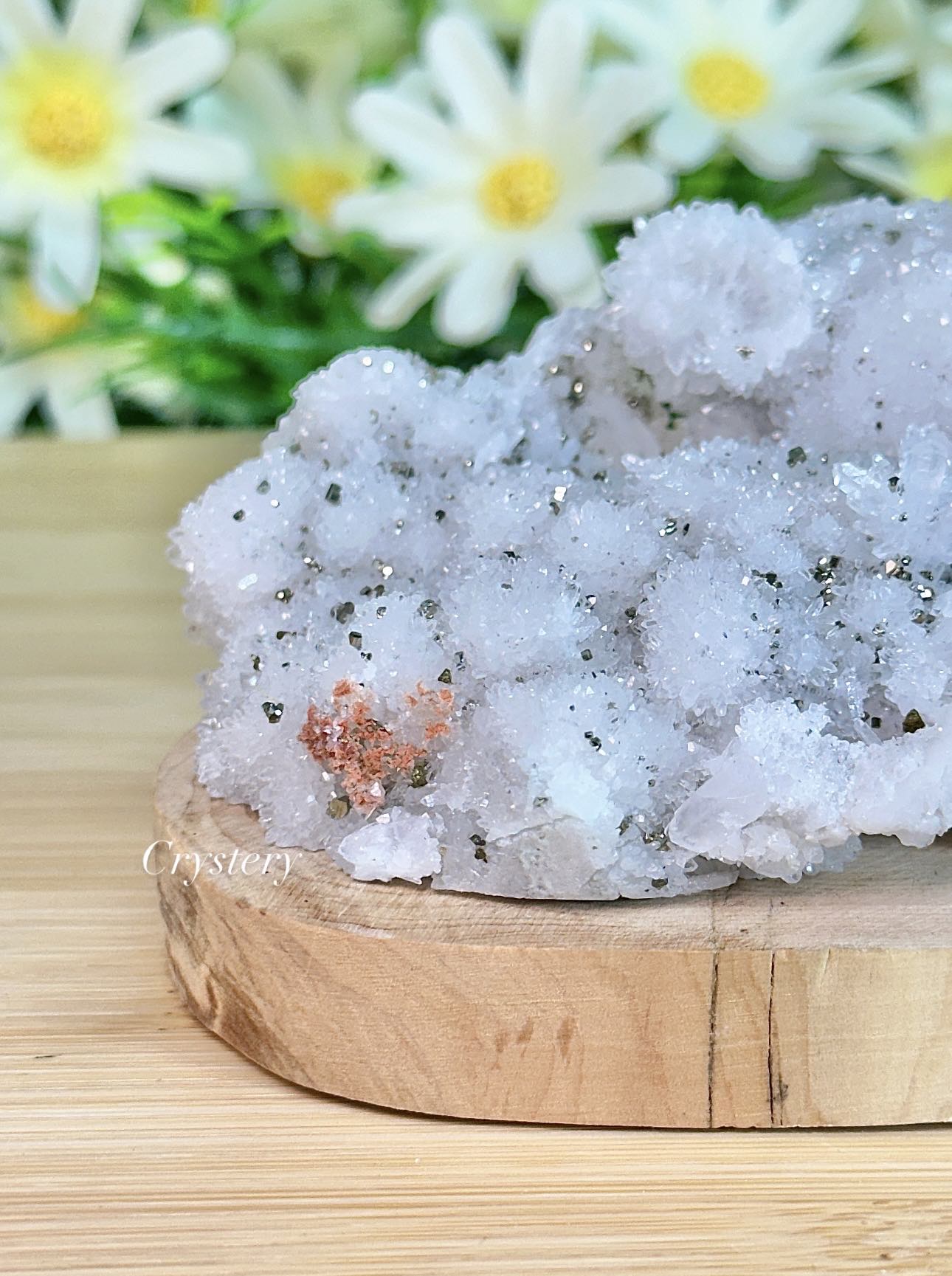 白晶簇共生黃鐵礦-編號E11:圖片 6