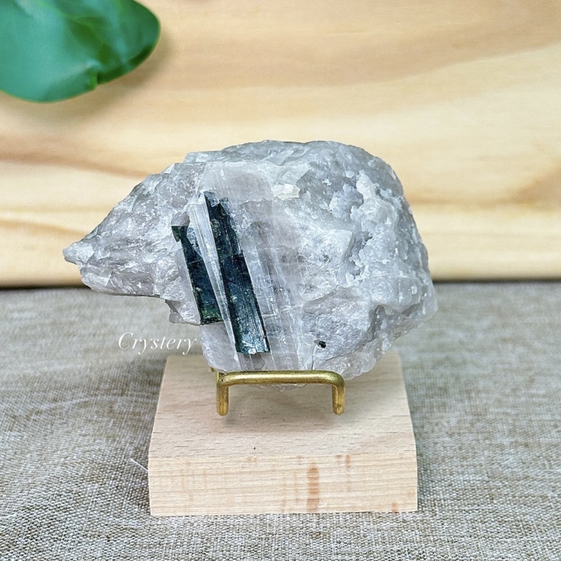 綠碧璽原礦-編號C1