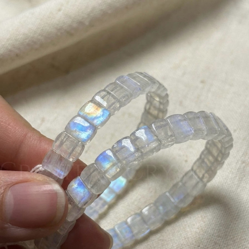 女生必備✨婦科 睡眠 感情 平價月光石手排